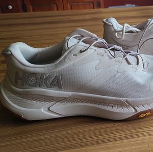 Wms Hoka Transport eggnog color, nwob